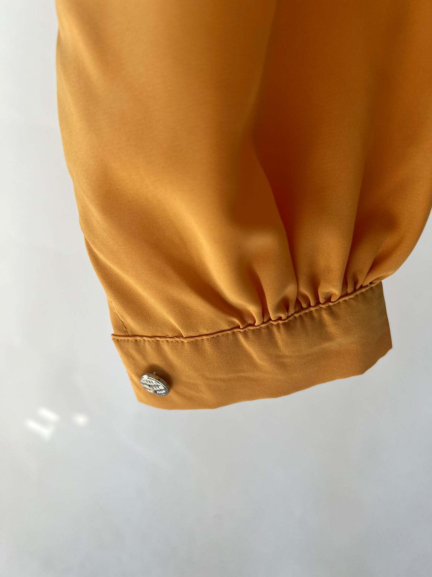 Chemise vintage brodée jaune moutarde
