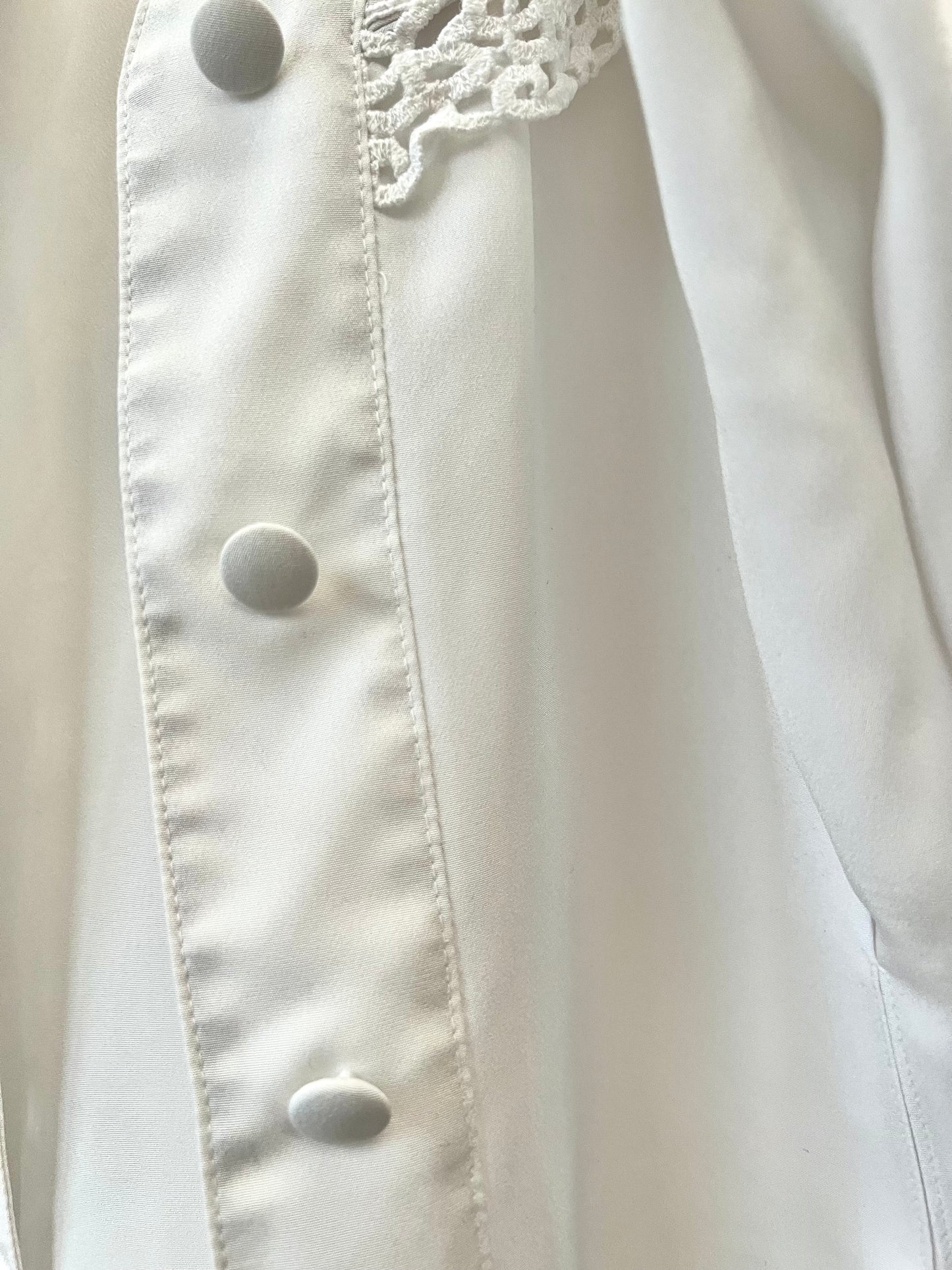Chemise vintage blanche manche bouffante