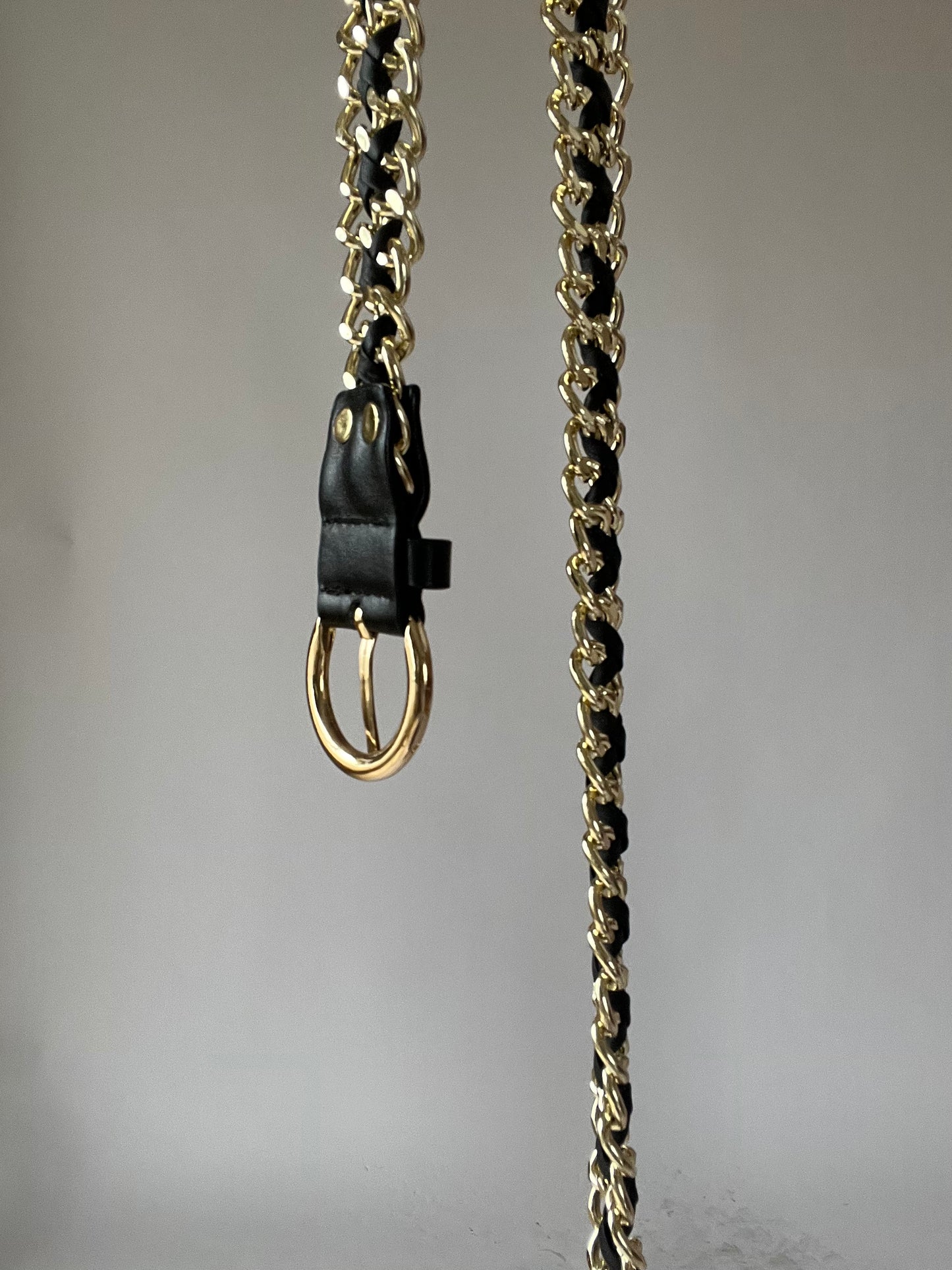 Ceinture vintage noir et dorée