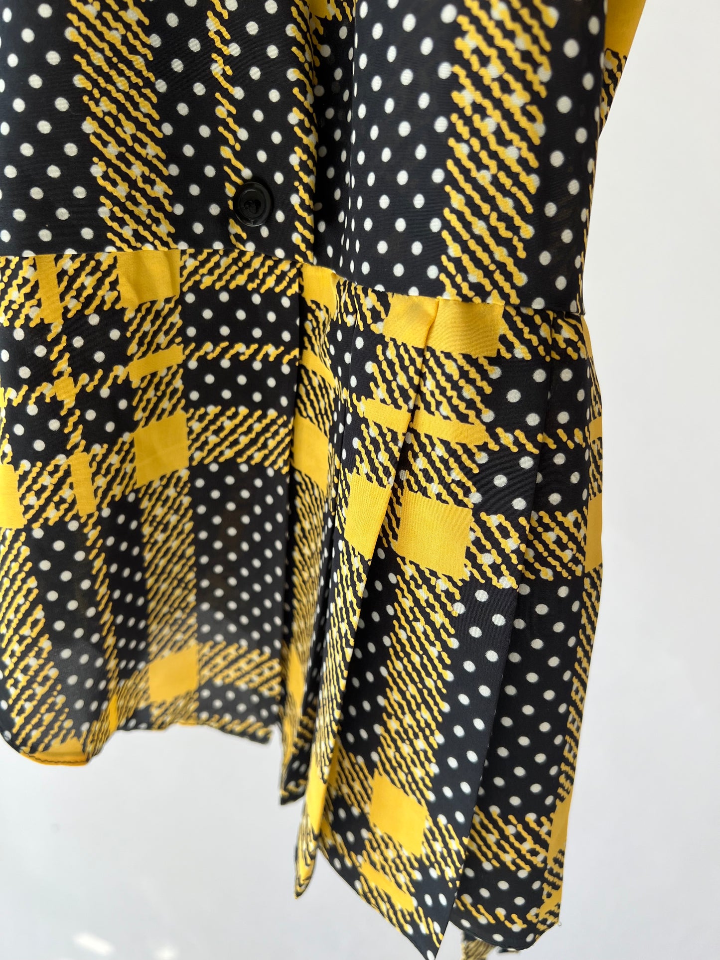 Chemise vintage croisée à pois et carreaux