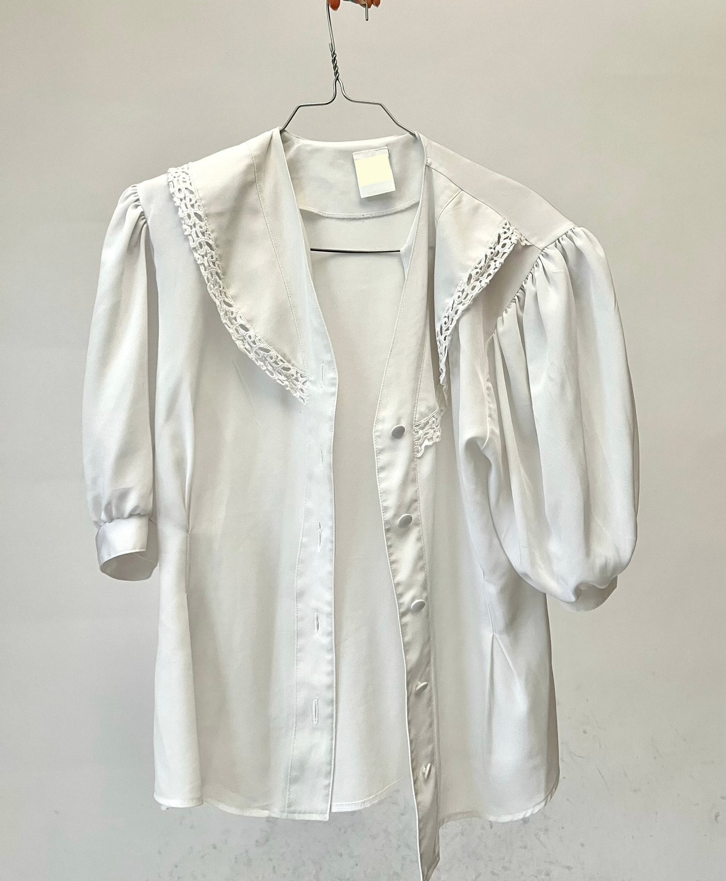Chemise vintage blanche manche bouffante