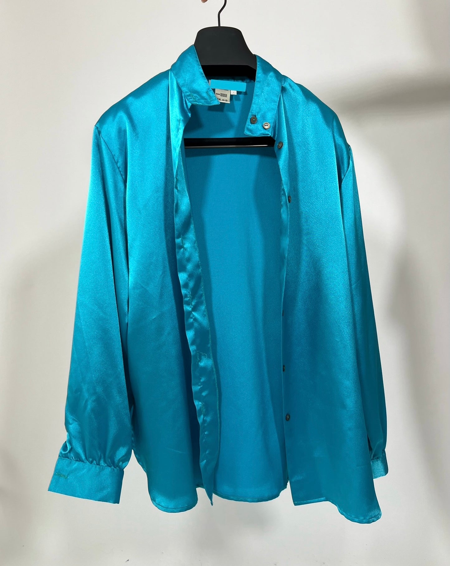 Chemise oversize bleu satinée
