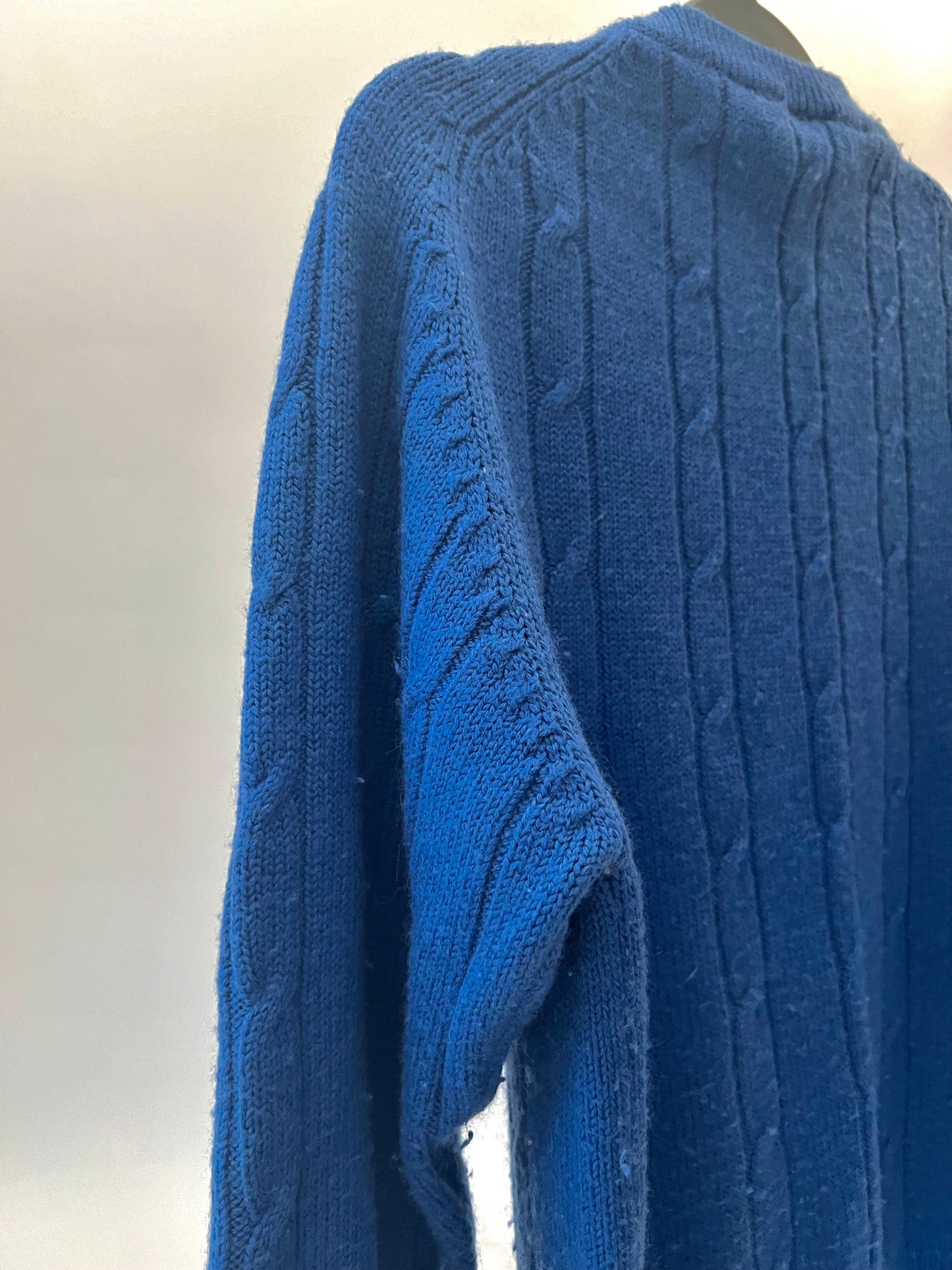 Pull vintage bleu