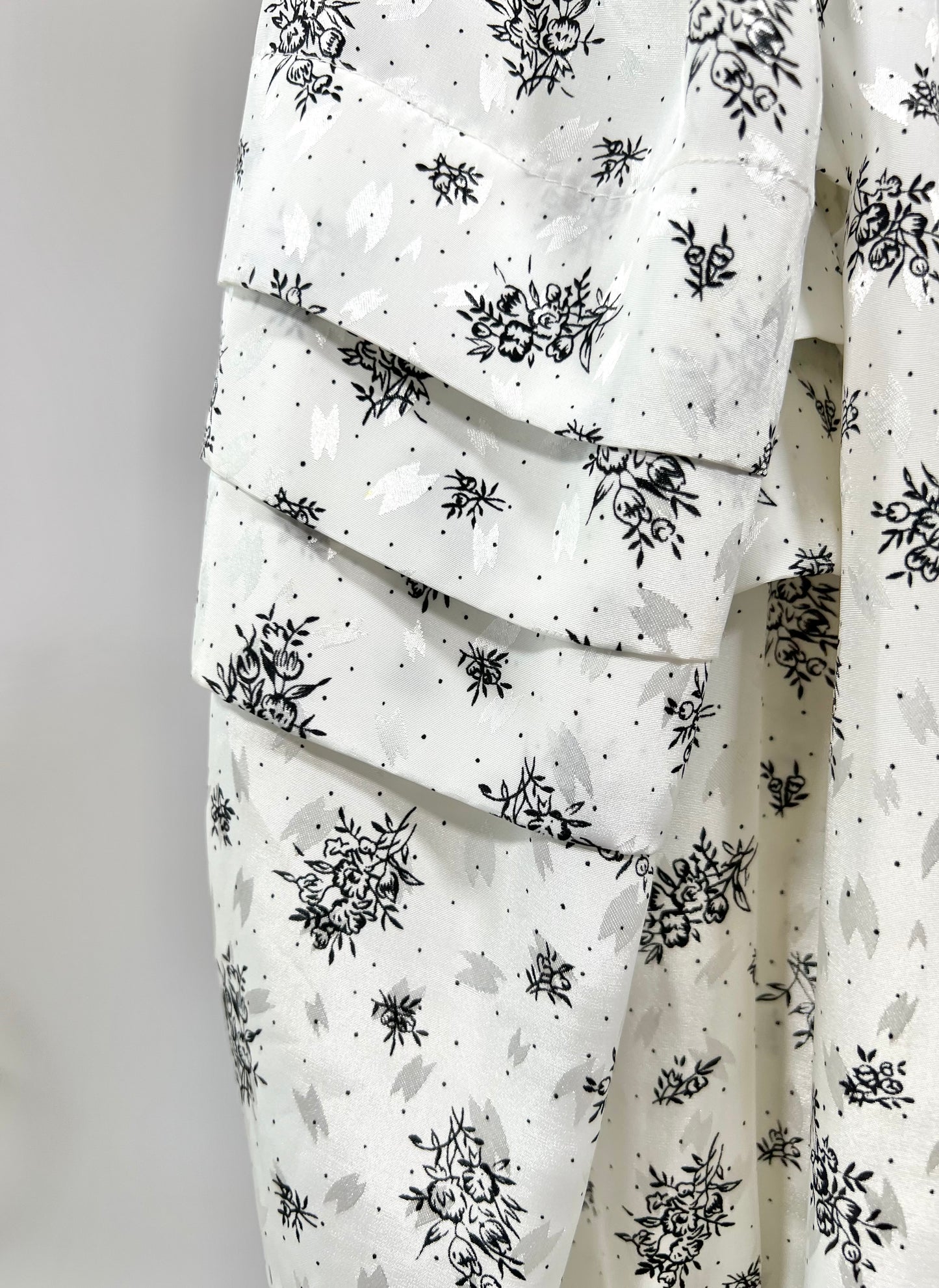Chemise vintage blanche manche ballon à motif