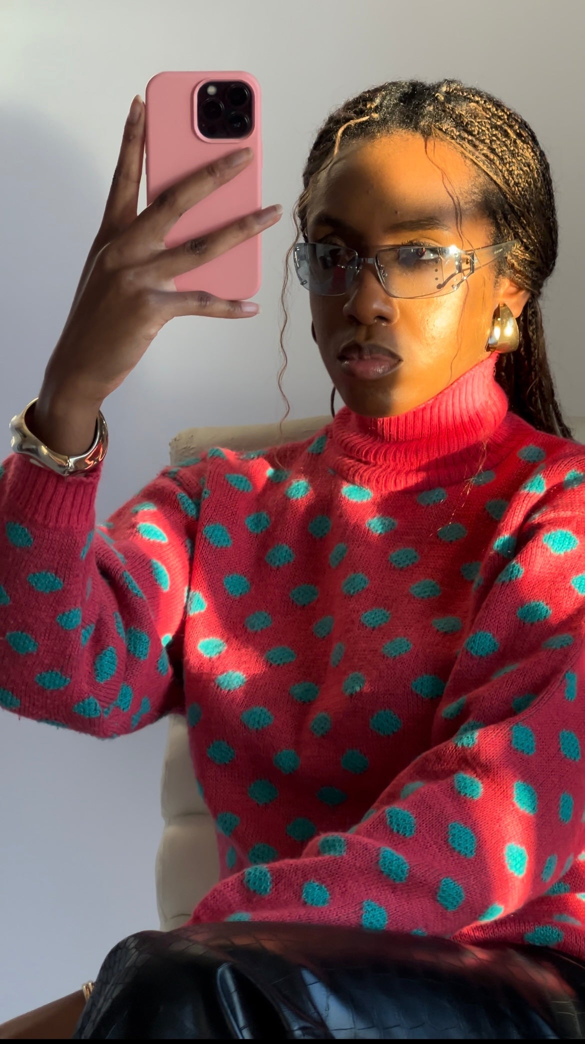 Pull col roulé vintage rose à pois