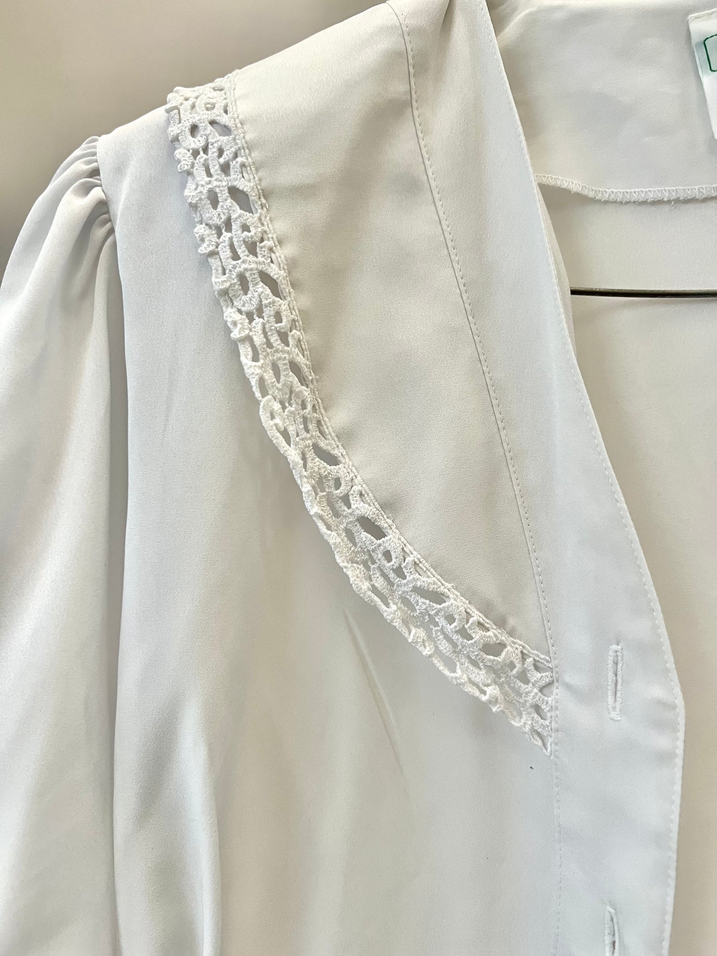 Chemise vintage blanche manche bouffante