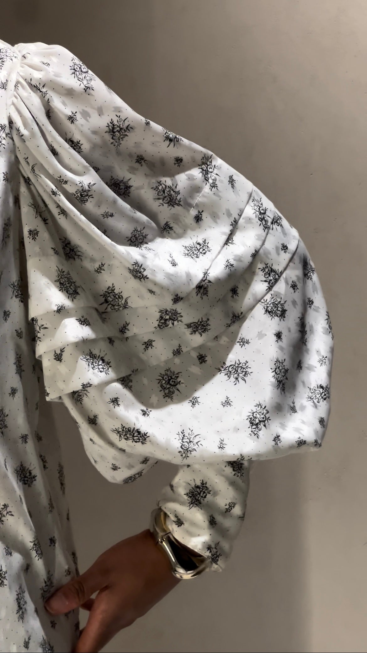 Chemise vintage blanche manche ballon à motif