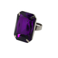 Bague vintage à gros diamant violet