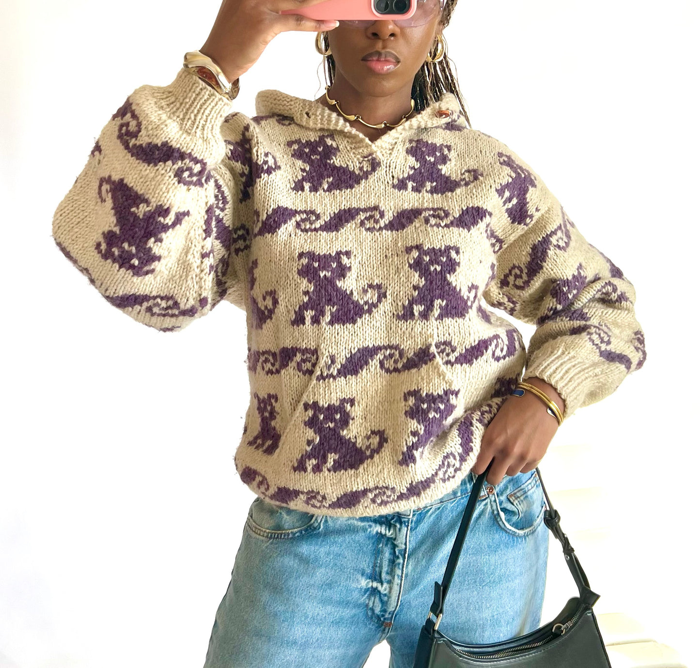 Pull en laine épaisse avec capuche et motif