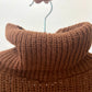 Pull col roulé oversize marron