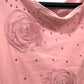 Haut rose poudré à fleur et strass