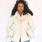 Manteau blanc en fourrure